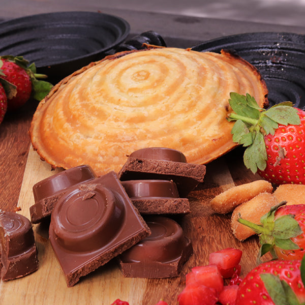 Chocolate-filled puff pastry jaffle