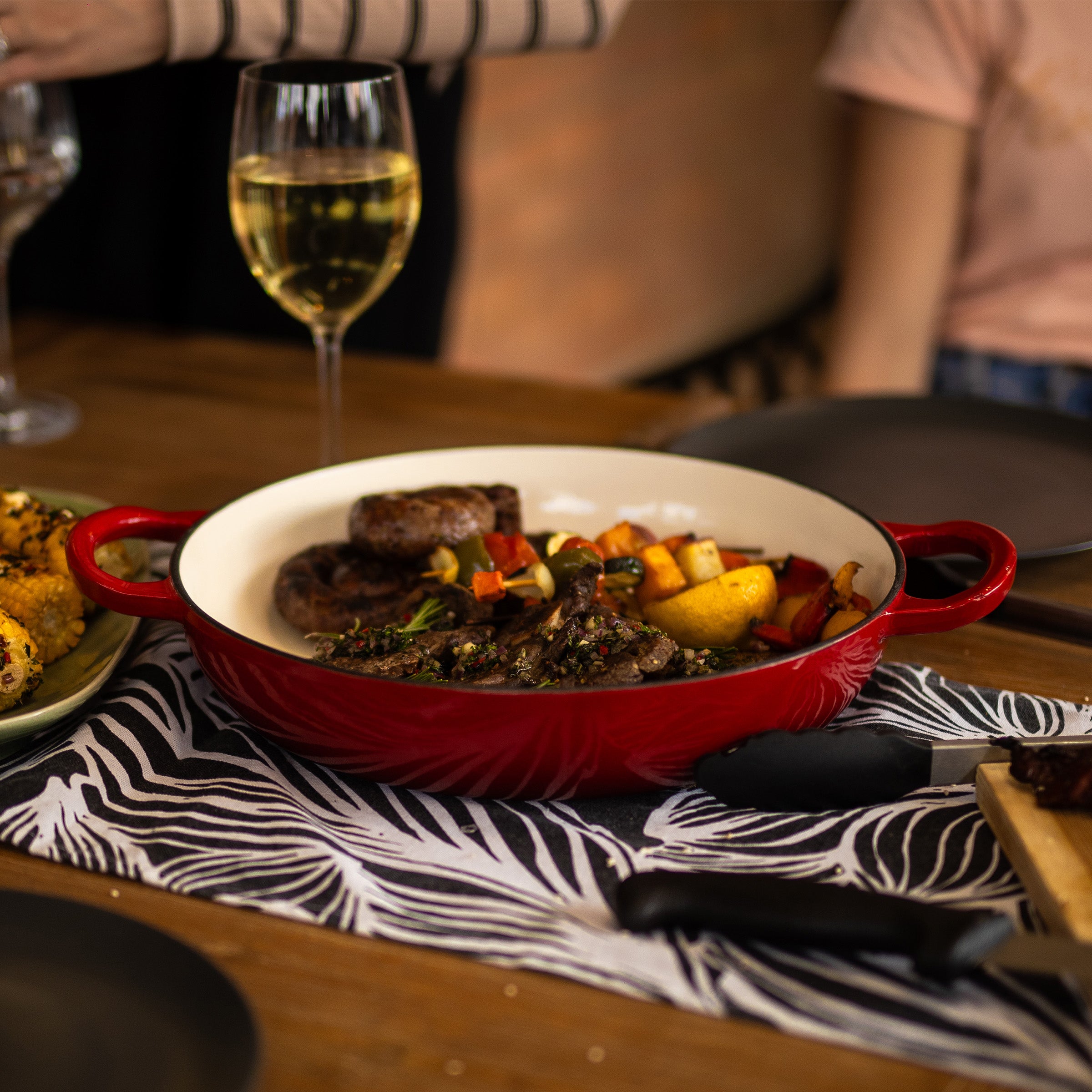 Megamaster Enamel Series Braai Pan With Lid | Megamaster