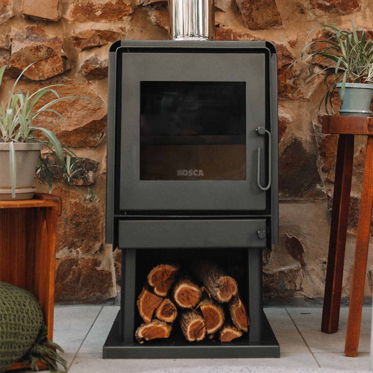 Bosca Limit 360 Fireplace | Closed Combustion Fireplace | Megamaster